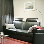 Met Zeezicht Max 6 P *