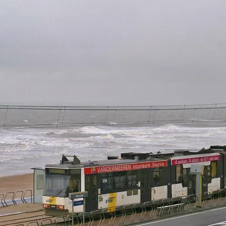 Met Zeezicht Max 6 P Apartment Ostend