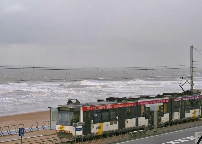 Met Zeezicht Max 6 P Lägenhet Oostende